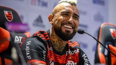 Foto: Marcelo Cortes/CRF – Vidal se descontrolou em festa do Flamengo e provocou Real Madrid
