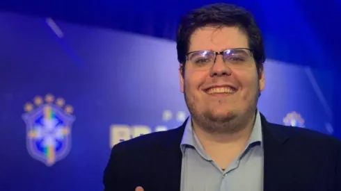 Reprodução/Twitter. Casimiro transmitirá os jogos da Copa do Mundo