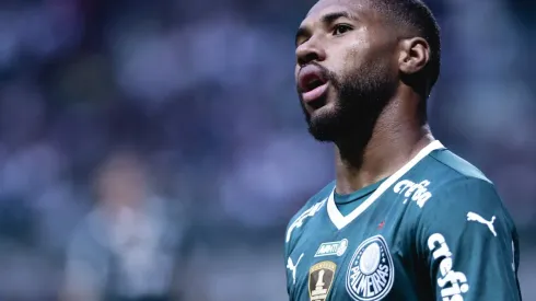 Foto: Ettore Chiereguini/AGIF - Wesley está amargando a reserva do time de Abel no Palmeiras