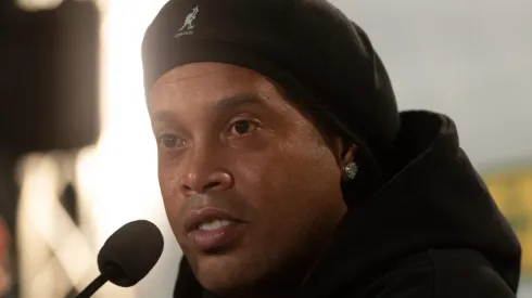 Parça de Ronaldinho diz que foi prejudicado pelo Flamengo