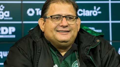 Robson Mafra/AGIF – Guto Ferreira, técnico do Coritiba
