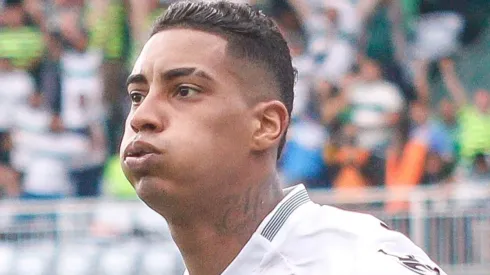 Foto: Gabriel Machado/AGIF – Vasco não para em Manga e quer outro titular do Coxa
