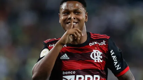 Foto: Gilvan de Souza/Flamengo – Matheus França é assediado por clubes da Europa para a próxima janela
