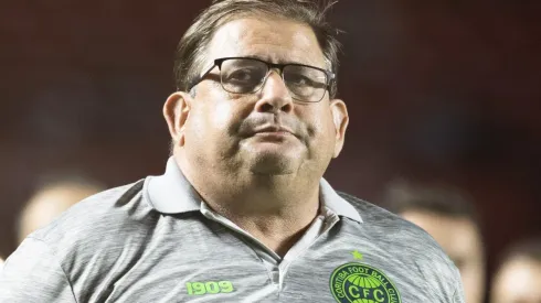 Foto: Diogo Reis/AGIF – Guto Ferreira: técnico foi demitido do Coritiba

