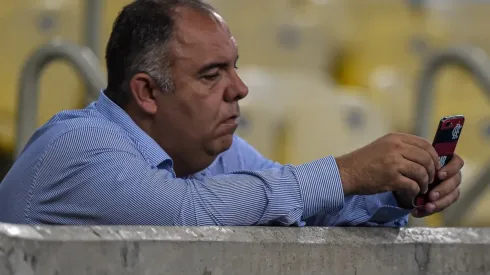 Foto: Thiago Ribeiro/AGIF – Marcos Braz cuida das negociações de mercado no Flamengo

