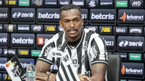 Felipe Santos/Ceará - Jô tem novo destino após saída do Ceará