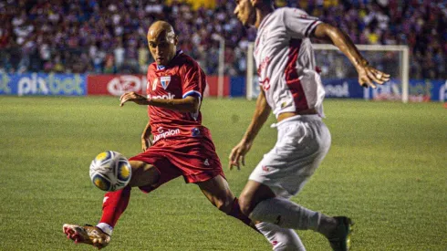 Foto: Lucas Emanuel/AGIF – Fortaleza venceu, mas torcida não aprovou o desempenho
