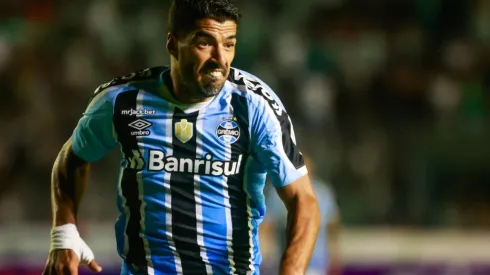 Foto: Luiz Erbes/AGIF – Os torcedores do Grêmio indicaram um novo reserva para Suárez
