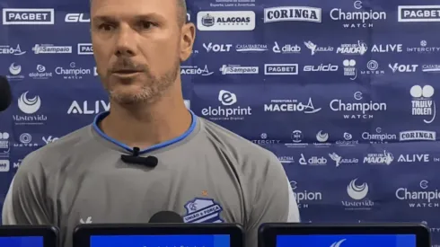 Reprodução/CSA YouTube. Bergantin fala sobre superação do CSA em campo