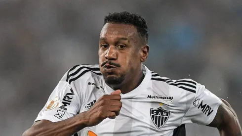 Thiago Ribeiro/AGIF – Edenílson fala sobre Allan no Flamengo
