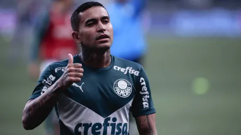 Foto: Ettore Chiereguini/AGIF – Dudu estava acertado com o rival, mas de última hora assinou no Palmeiras.
