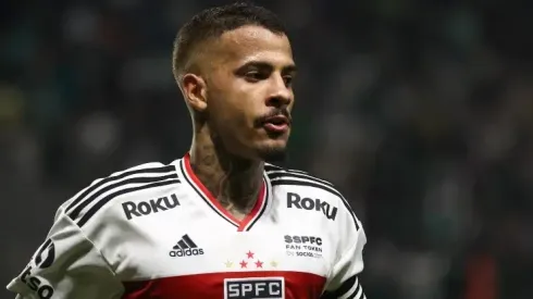 Diego Costa em ação no São Paulo - Foto: Marcello Zambrana/AGIF