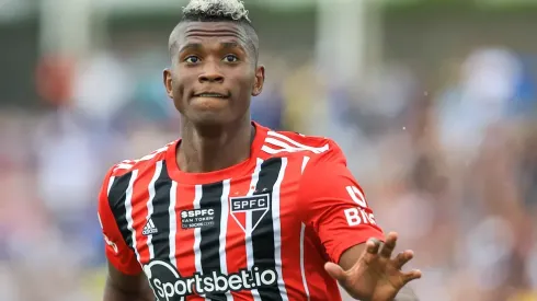 Orejuela em Santo André x São Paulo — Foto: Marcello Zambrana/AGIF