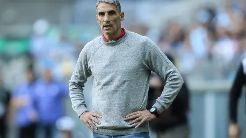 Foto: Pedro H. Tesch/AGIF- Vojvoda falou sobre o gramado do Castelão