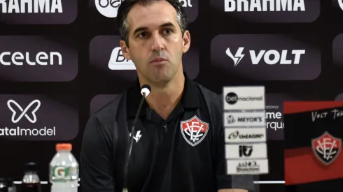 Foto: Walmir Cirne/AGIF- Léo Condé elogia jogador