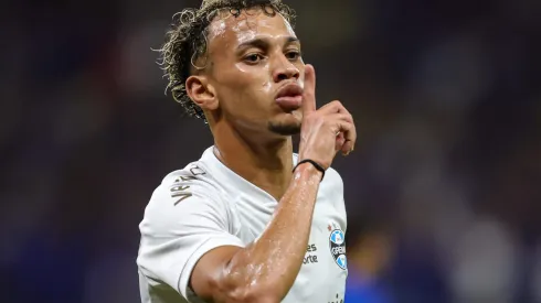 Bitello com a camisa do Grêmio -Foto: Gilson Junio/AGIF