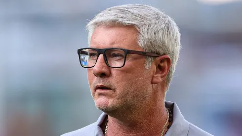 MG - BELO HORIZONTE - 06/05/2023 - BRASILEIRO A 2023, CRUZEIRO X SANTOS - Odair Hellmann tecnico do Santos durante partida contra o Cruzeiro no estadio Independencia pelo campeonato BRASILEIRO A 2023. Foto: Gilson Junio/AGIF