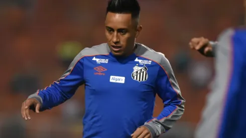 Foto: Ivan Storti/Santos FC - Cueva, ex-Santos, teve seus melhores momentos da carreira na seleção do Peru de Ricardo Gareca