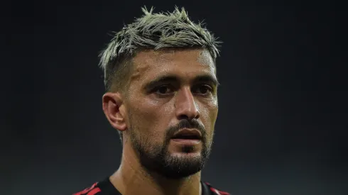 RJ – Rio de Janeiro – 09/08/2022 – LIBERTADORES 2022, FLAMENGO X CORINTHIANS – De Arrascaeta jogador do Flamengo durante partida contra o Corinthians no estadio Maracana pelo campeonato Copa Libertadores 2022. Foto: Thiago Ribeiro/AGIF
