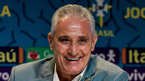 Foto: Thiago Ribeiro/AGIF – Tite dirigiu a Seleção Brasileira na última Copa do Mundo
