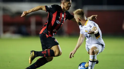  Foto: Jhony Pinho/AGIF- Jogadores lamentam a derrota sofrida
