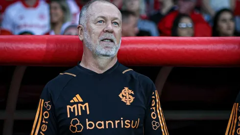 Foto: Maxi Franzoi/AGIF – Mano Menezes: técnico confirmou novidade em breve no Inter