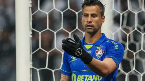 Foto: Marcello Zambrana/AGIF – Fabio: goleiro tem contrato curto com o Fluminense
