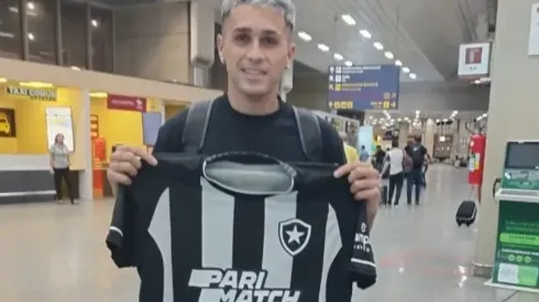 Foto: (Twitter Oficial Botafogo/Divulgação) – Diego Hernández quer retribuir carinho da torcida
