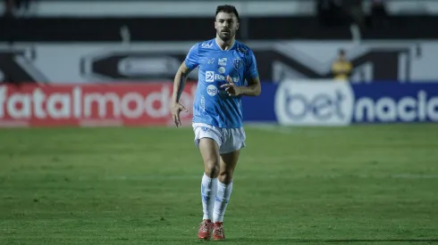 Foto: Joao Vitor Rezende Borba/AGIF- Faz cobrança a arbitragem
