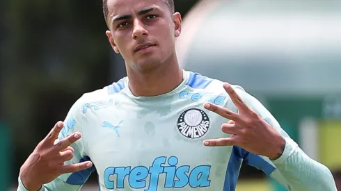 Foto: Cesar Greco – Giovani está sendo vendido pelo Palmeiras para mundo árabe
