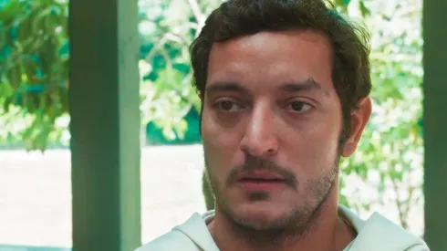 Frei João (Allan Souza) em  Amor Perfeito – Foto: Reprodução/TV Globo
