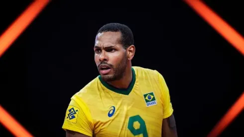 Leal deverá ser a novidade do Brasil nas quartas da VNL. Reprodução/Instagram oficial de Yoandry Leal