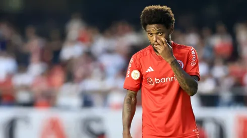 Foto: Marcello Zambrana/AGIF - Luiz Adriano: atacante está em alta no Colorado