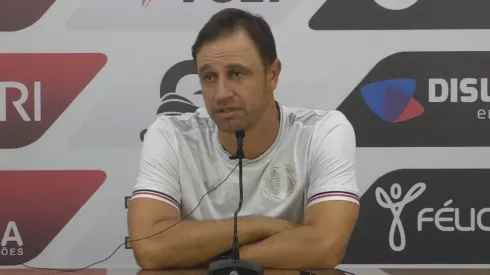 Foto: Reprodução Santa Cruz - Técnico Felipe Conceição em coletiva pós-jogo