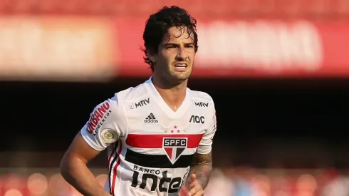 Foto: Marcello Zambrana/AGIF – O jogador Alexandre Pato, em foto de arquivo, atuando pelo Sao Paulo Futebol Clube no ano de 2019. 
