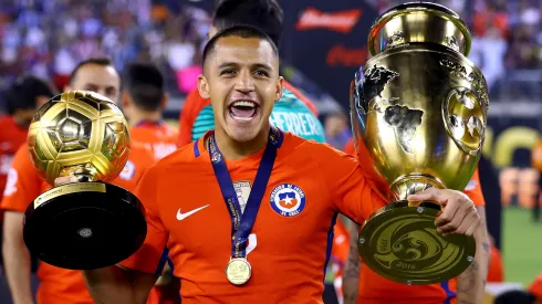 Alexis Sánchez é oficialmente procurado pelo Grêmio e salário vem à tona  – Foto: Elsa/Getty Images
