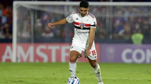 Michel Araújo no São Paulo – Foto: Daniel Jayo/Getty Images
