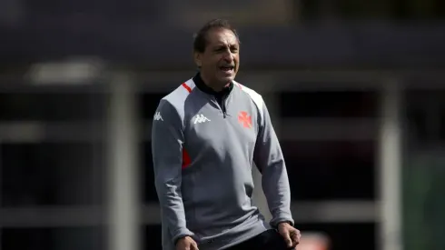 Daniel Ramalho/Vasco. Vasco vai com tudo para fechar com camisa 10 sonhado por Ramón Díaz