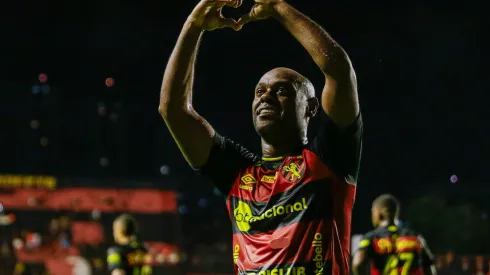 Foto: Rafael Vieira/AGIF- Vagner Love é o artilheiro do Campeonato