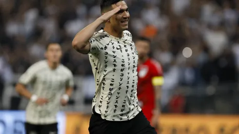 É MOLE? Dívida com empresário de Balbuena deve melar contratação do Corinthians<br />
 – Foto: Ricardo Moreira/Getty Images

