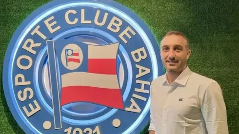 Foto: Flickr Bahia/ Felipe Silva. Carlos Santoro, diretor de futebol garante a permanência de Kanu em definitivo.