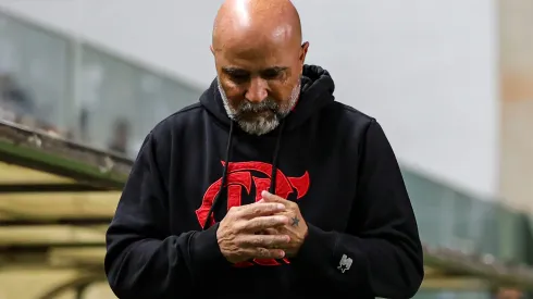 Gilson Lobo/AGIF. Diretoria do Flamengo cogita demitir Sampaoli após polêmica com preparador físico
