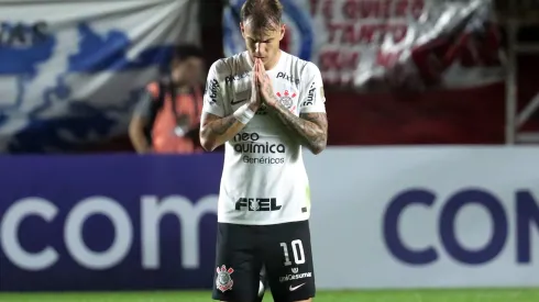 CONFESSOU! Róger Guedes confirma proposta sobre saída do Corinthians<br />
 – Foto: Marcos Brindicci/Getty Images)

