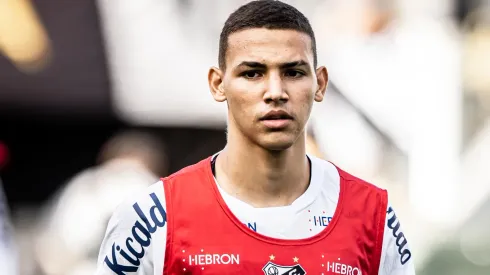 Fotos: Raul Baretta/ Santos FC - Deivid Washington tem futuro em xeque no Santos com proposta astronômica chegando à mesa de Rueda