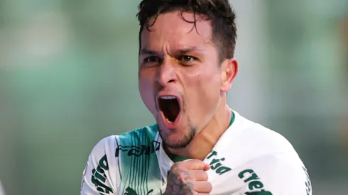 MG – BELO HORIZONTE – 30/07/2023 – BRASILEIRO A 2023, AMERICA-MG X PALMEIRAS – Artur jogador do Palmeiras comemora seu gol durante partida contra o America-MG no estadio Independencia pelo campeonato Brasileiro A 2023. Foto: Gilson Lobo/AGIF