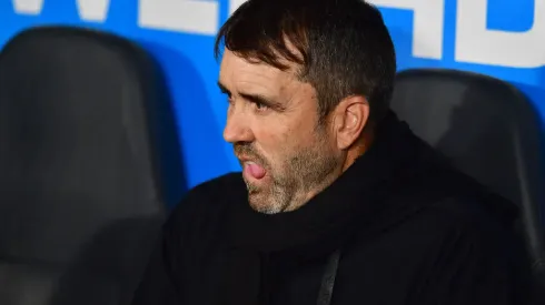 BUENOS AIRES, ARGENTINA – AUGUST 01: Eduardo Coudet head coach of Internacional gestures prior to a Copa CONMEBOL Libertadores 2023 round of sixteen first leg match between River Plate and Internacional at Estadio Más Monumental Antonio Vespucio Liberti on August 01, 2023 in Buenos Aires, Argentina. (Photo by Marcelo Endelli/Getty Images)
