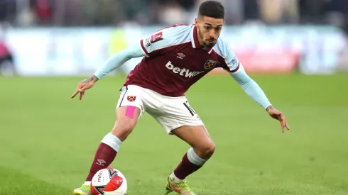 LONDON, ENGLAND - JANUARY 09: Manuel Lanzini of West Ham United during the Emirates FA Cup Third Round match between West Ham United and Leeds United at London Stadium on January 09, 2022 in London, England. (Photo by Alex Pantling/Getty Images)