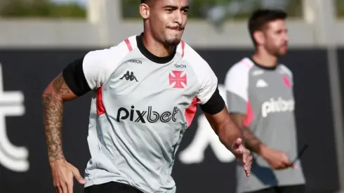 Foto: Daniel Ramalho / CRVG- Jefferson foi apresentado
