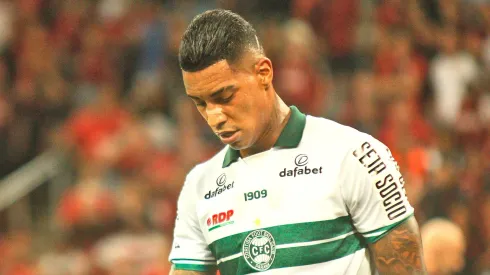 Gabriel Machado/AGIF. Alef Manga admite envolvimento em esquema de aposta no Coritiba