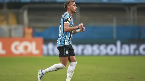 FOI DECIDIDO! Grêmio define situação de Bitello – Foto: Fernando Alves/Getty Images)
